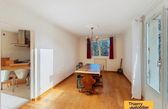 Vaste T5 de 117 m² avec balcon, parking et cave  - Rénovation énergétique BBC votée et entièrement prise en charge par le vendeur — photo 3