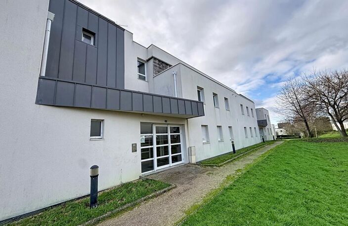 VANNES Beaupré Kersec. Appartement T4 lumineux de 75,36 m² avec ascenseur, balcon sud ouest, 3 chambres et parking privatif — photo 4