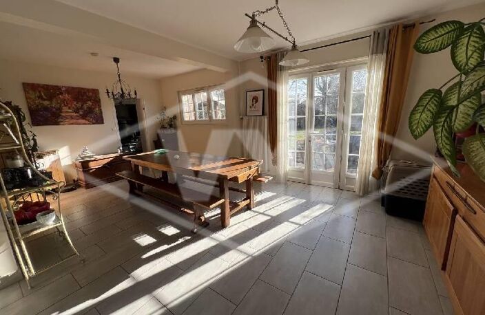 Vente maison 7 pièces 143 m² Combs-la-Ville (77380) — photo 4
