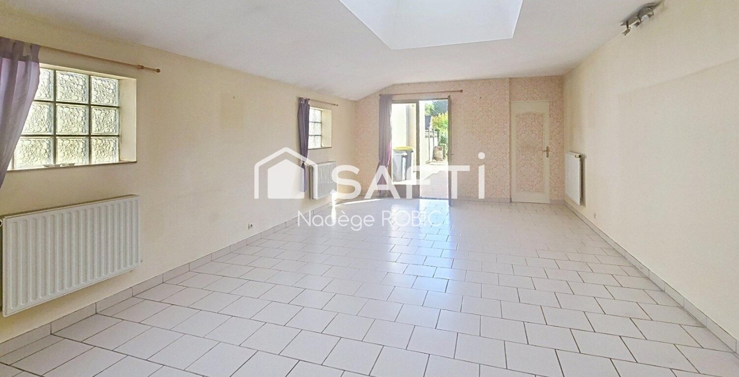 Maison, 111 m², Seiches sur Le Loir — photo 1