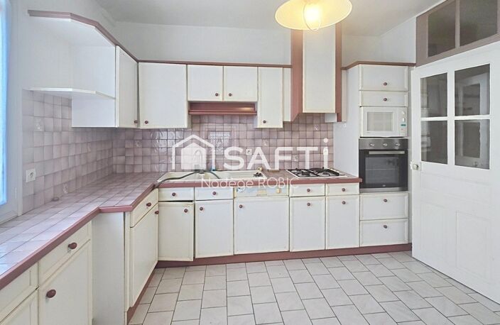 Maison, 111 m², Seiches sur Le Loir — photo 3