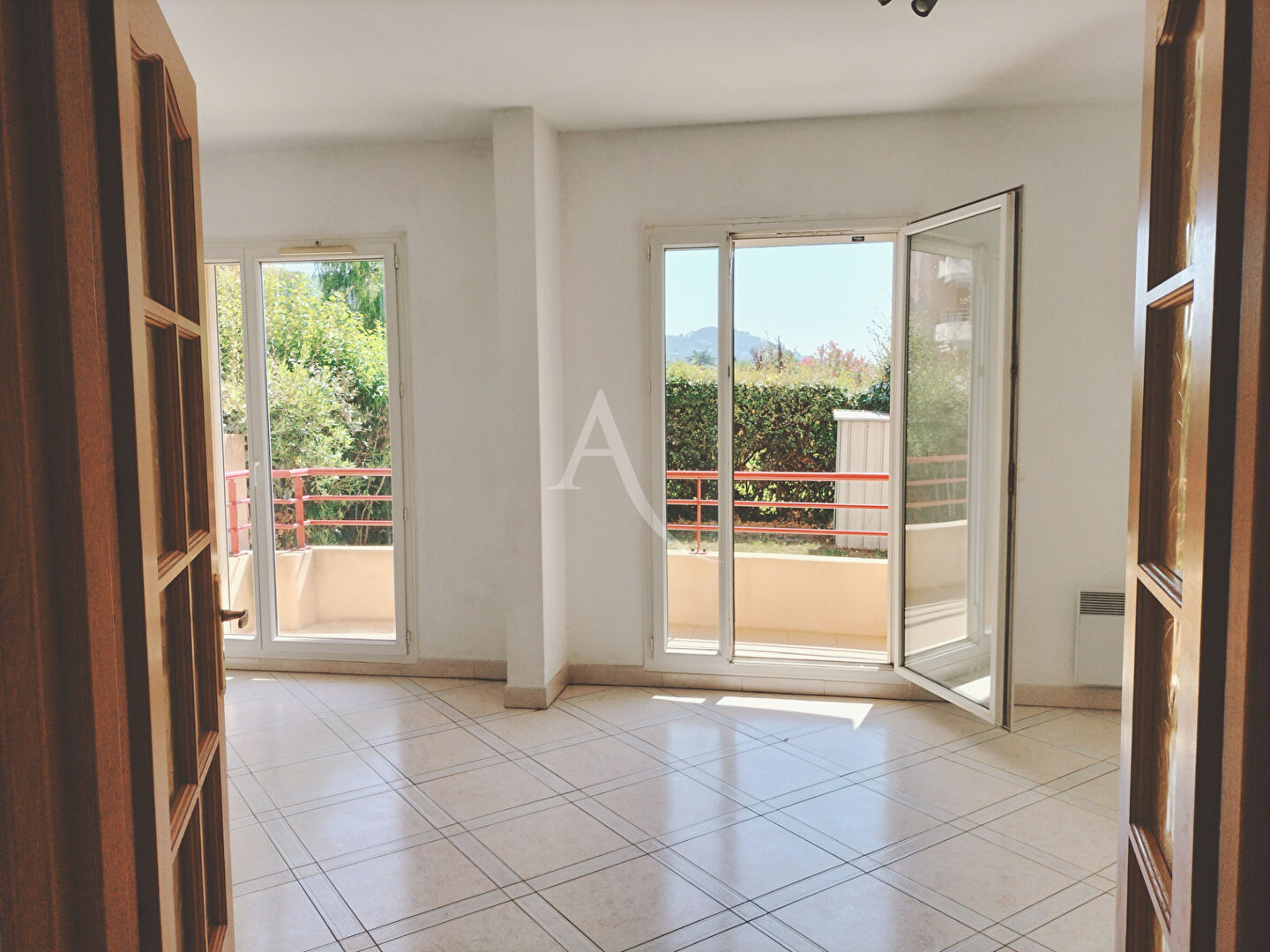 Appartement  T4 à louer Carqueiranne 83320