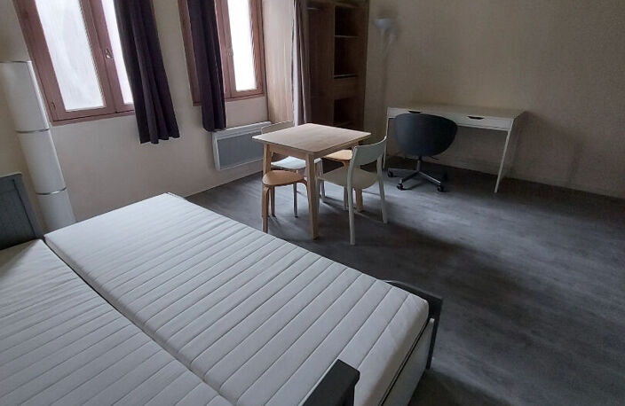 F1 MEUBLE - ROUEN RUE ORBE — photo 3