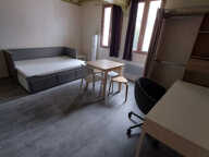 F1 MEUBLE - ROUEN RUE ORBE — photo 4