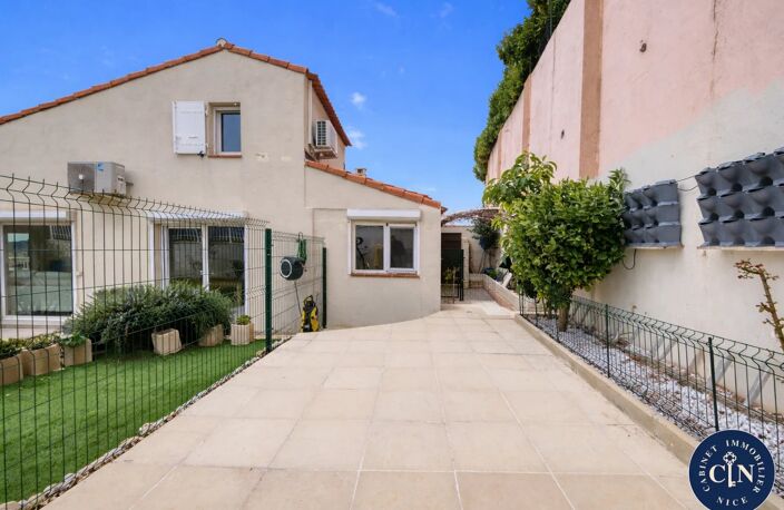 Maison mitoyenne 3 pièces – Jardins & terrasse – Pessicart — photo 4