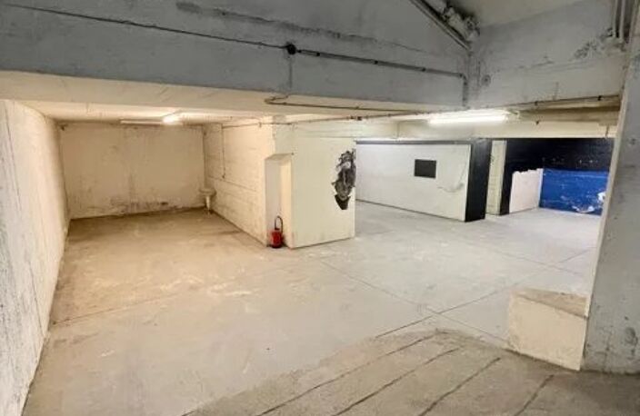 Parking / box Nice saint roch — photo 2