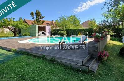 Maison de caractère avec dépendances et piscine à Gurgy — photo du bien