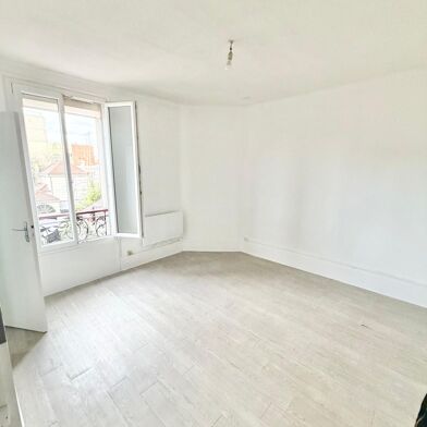 Appartement 1 pièces 650 €