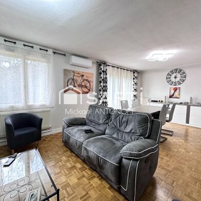 Appartement 4 pièces 111000 €