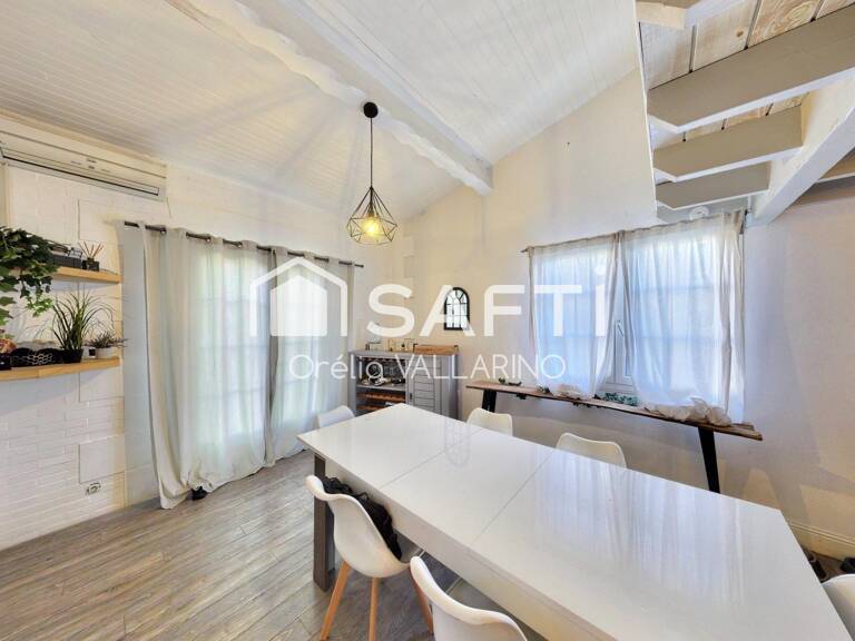 Maison familiale avec piscine et espaces extérieurs — photo 1