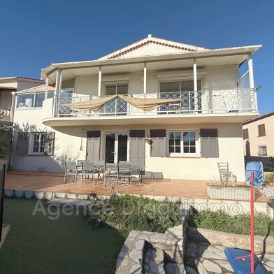 Maison 8 pièces 349000 €