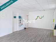 St Laurent du Pont, Local d'activités professionnelles de 90m² plein centre. — photo 2