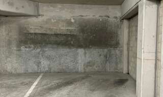 Garage   m² à louer à Marseille 5 (13005)