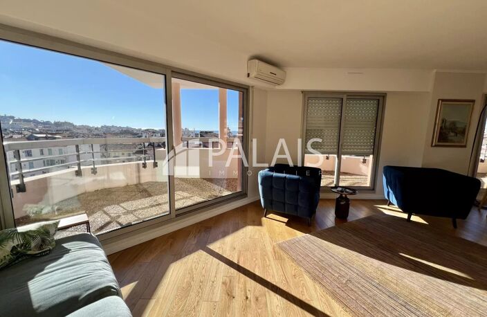 Port de Nice – Duplex d’exception au dernier étage avec terrasses et vue mer — photo 3