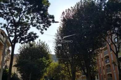 Commerce  420000 €