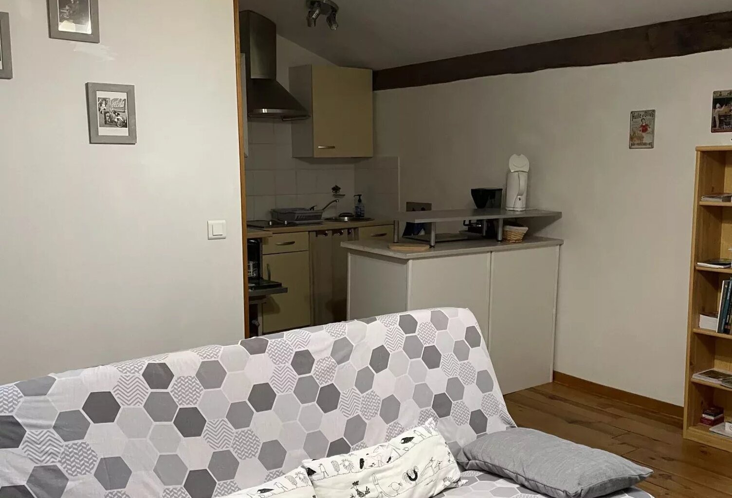 Appartement dernier étage Place centrale beffroi — photo 1