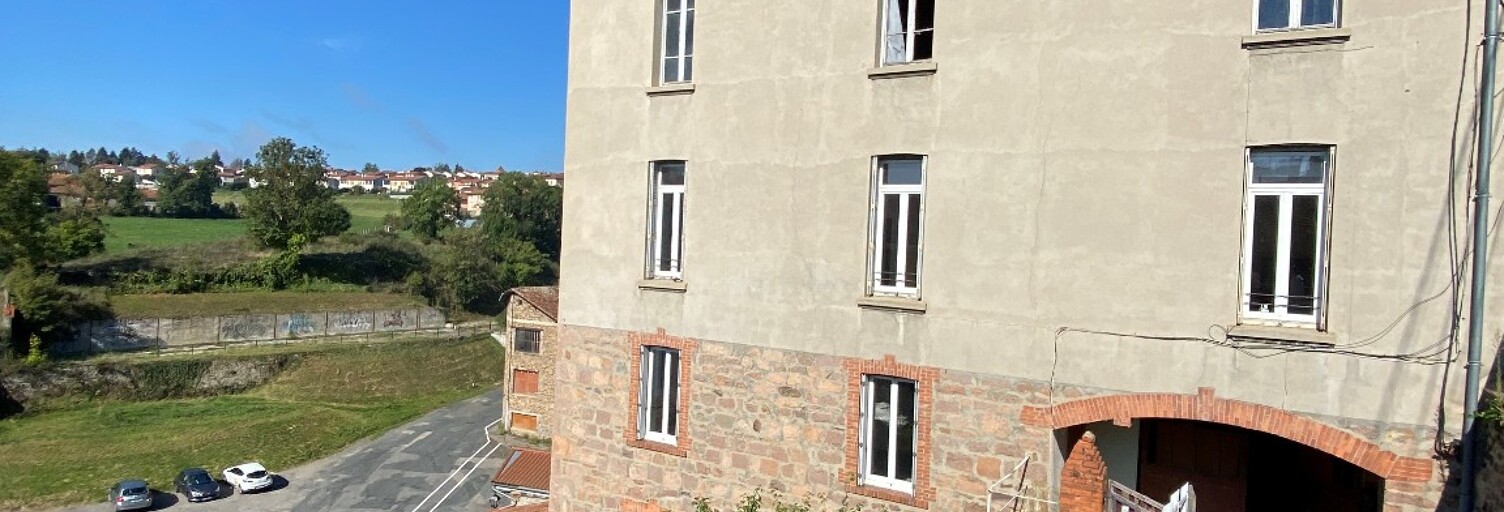 Immeuble   m² à vendre à Saint-Symphorien-sur-Coise (69590)