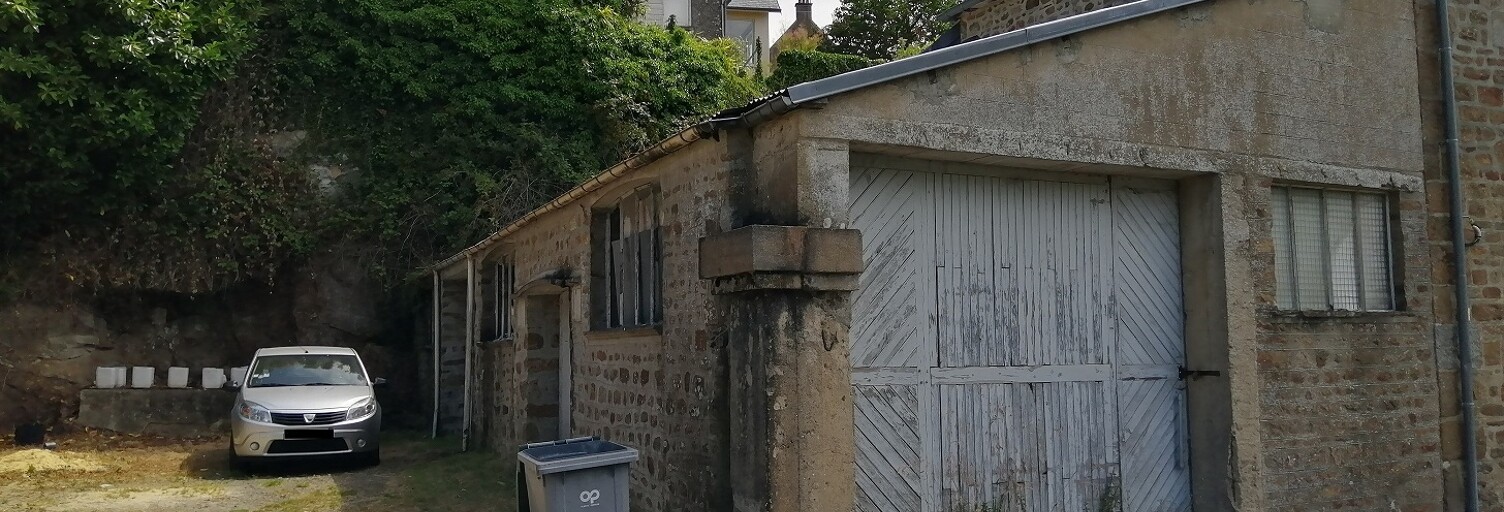 Garage  80 m² à vendre à Vire Normandie (14500)