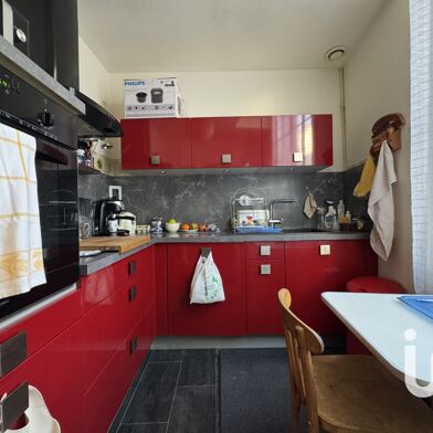 Appartement 4 pièces 153000 €
