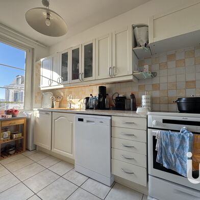 Appartement 4 pièces 153000 €