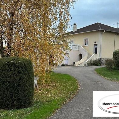 Maison 9 pièces 599000 €