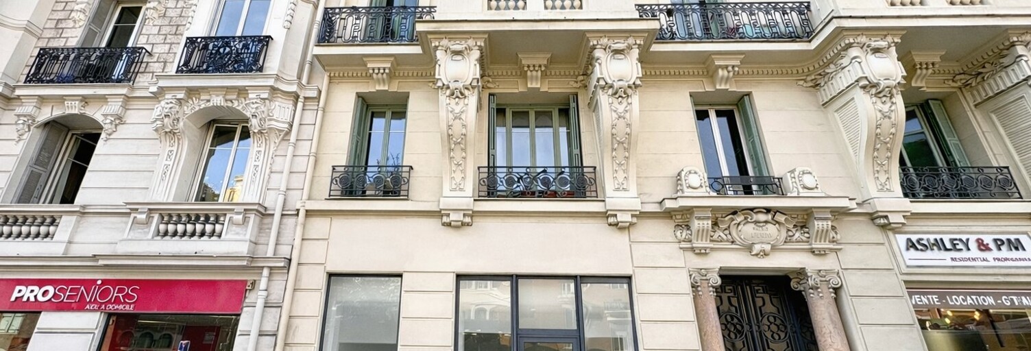 Commerce  100 m² à louer à Nice (06000)