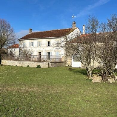 Maison 9 pièces 299000 €