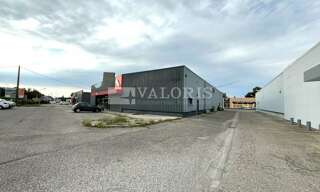 Commerce  1100 m² à louer à Avignon (84000)
