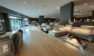 Commerce  1100 m² à louer à Avignon (84000)