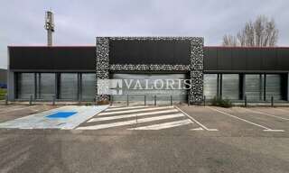 Commerce  1100 m² à louer à Avignon (84000)