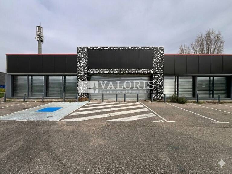 LOCAL COMMERCIAL à LOUER — photo 1