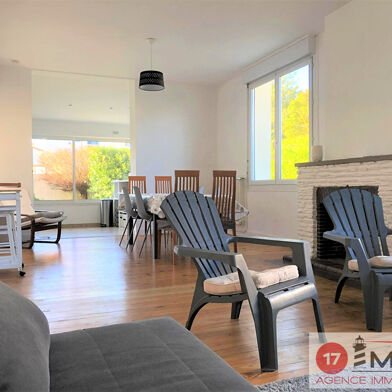 Maison 8 pièces 448900 €