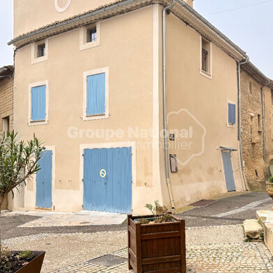 Maison 5 pièces 900 €