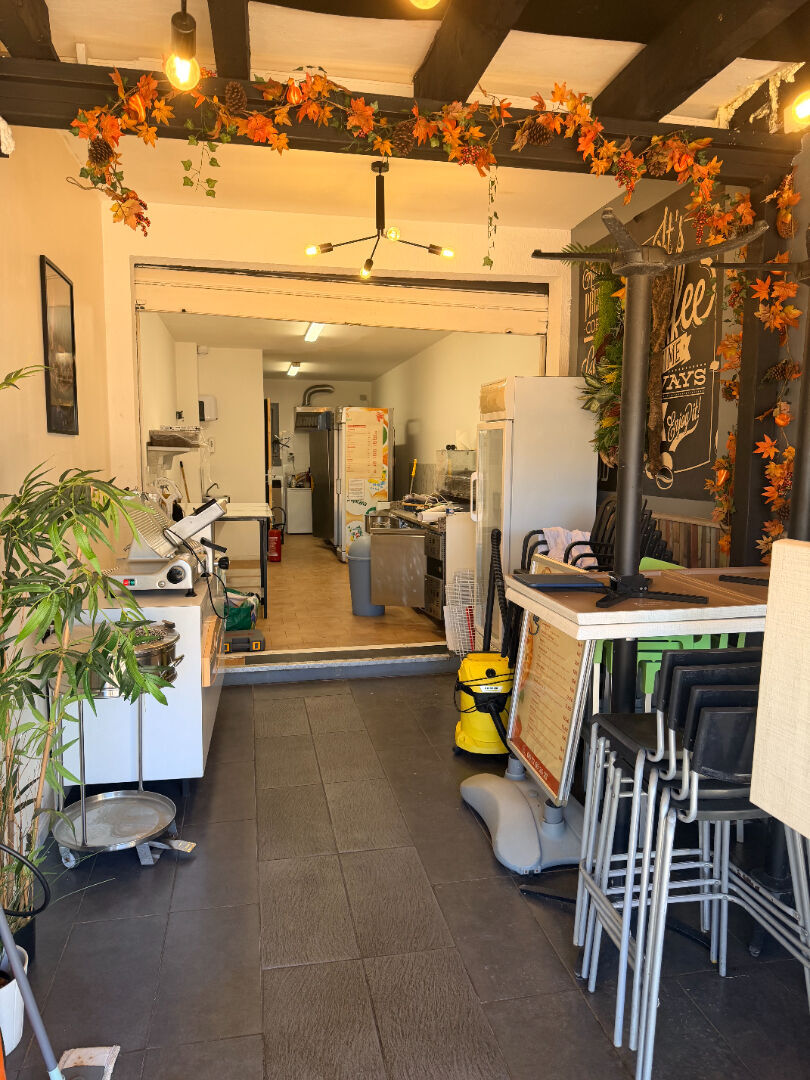 Local commercial  T2 à vendre Bormes-les-Mimosas 83230