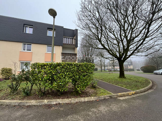 APPARTEMENT F2 - BALCON - CAVE - STATIONNEMENT PRIVE - PARC DE CERISY - MONT SAINT AIGNAN — photo du bien