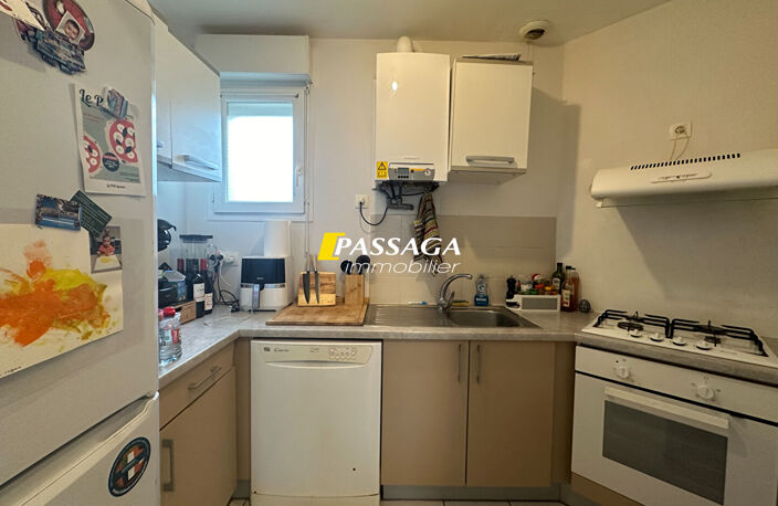 A VENDRE - Appartement type 3 avec parking -  LAISSAC — photo 5