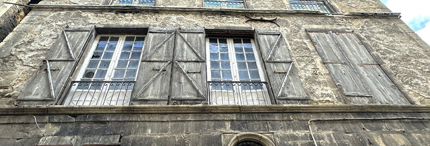 Immeuble  182 m² à vendre à Villefranche-de-Rouergue (12200)