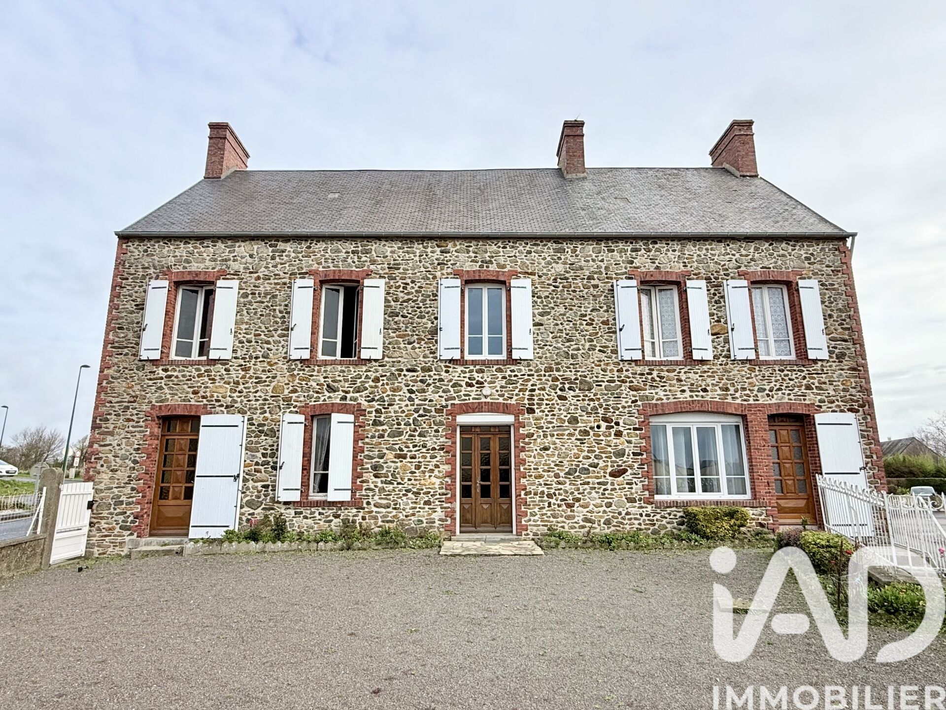 Tourville-Sur-Sienne - 180m² - 9p. - 6ch.