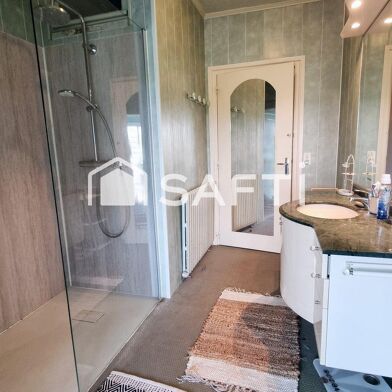 Maison 11 pièces 225000 €