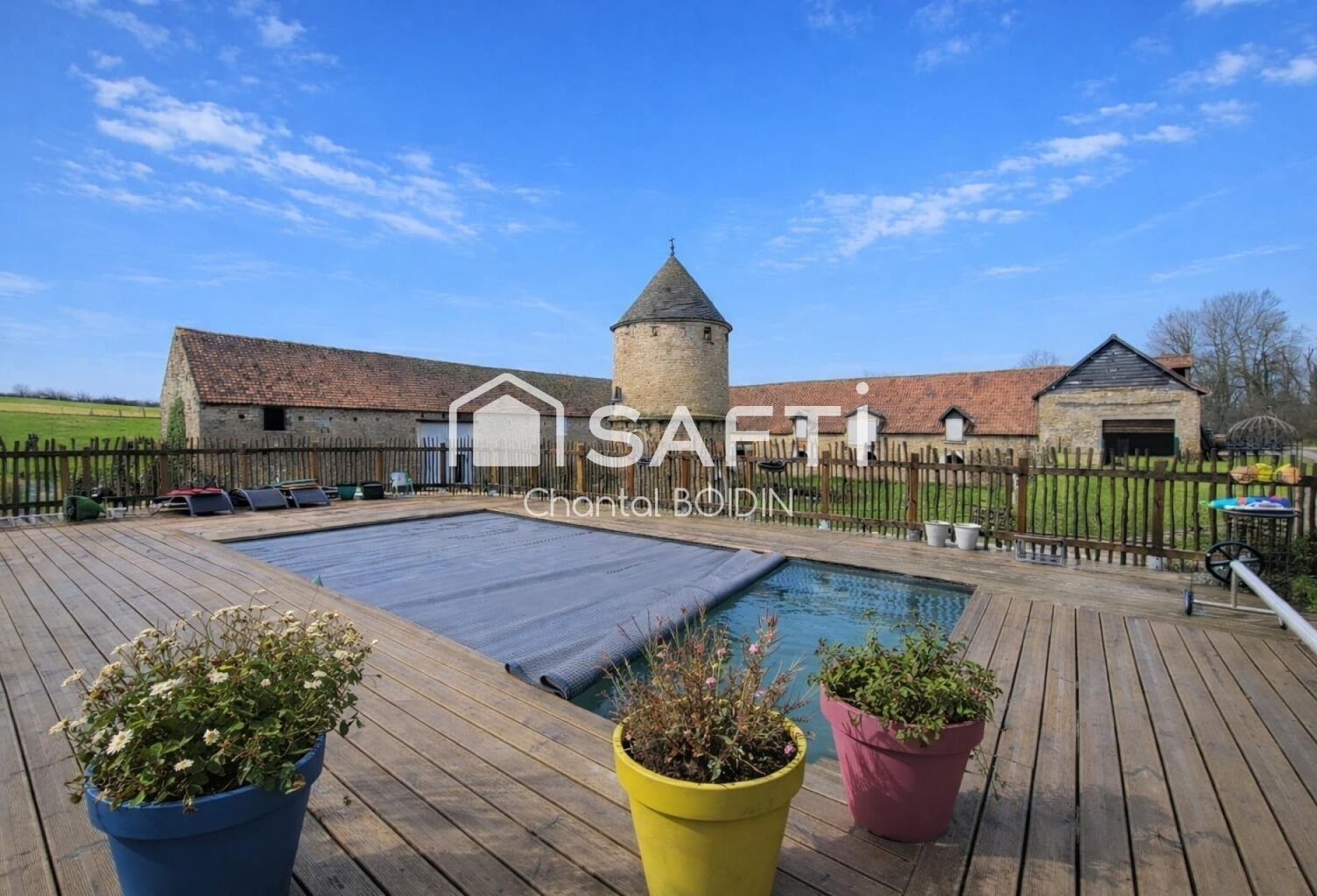 Domaine avec gîtes — photo 1