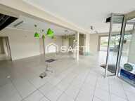Local commercial 190m² avec parking et habitation 131m² — photo 4