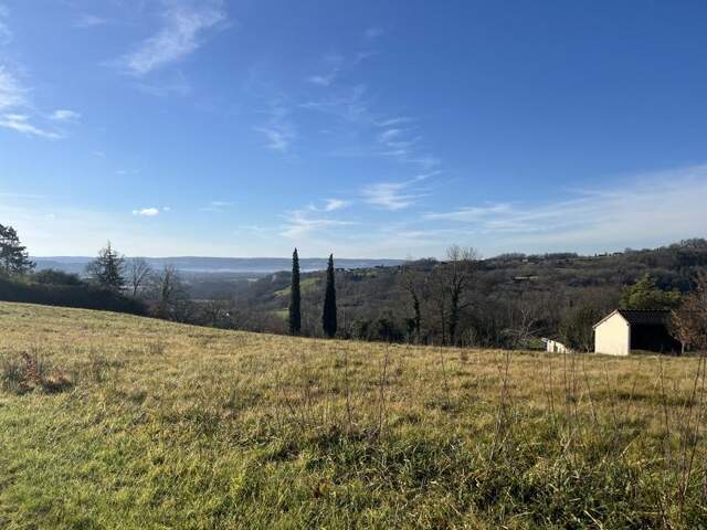 Terrain à bâtir de 0 pièces principales — photo du bien