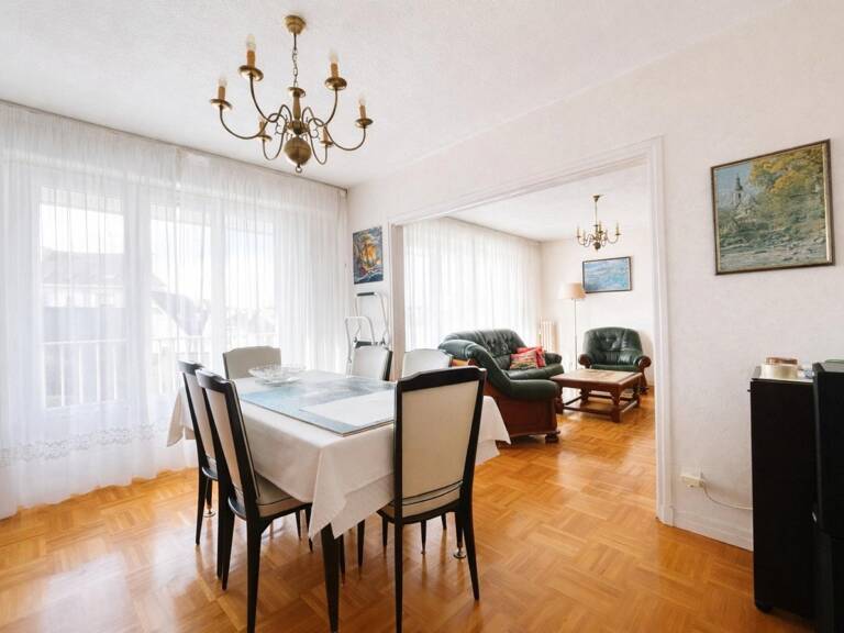 Appartement 3 chambres, bureau, garage et cave — photo 1