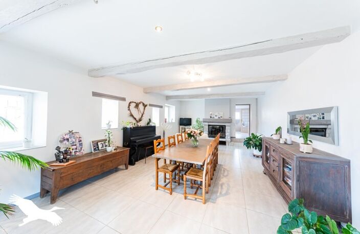 Maison en pierre de 7 pièces principales — photo 2