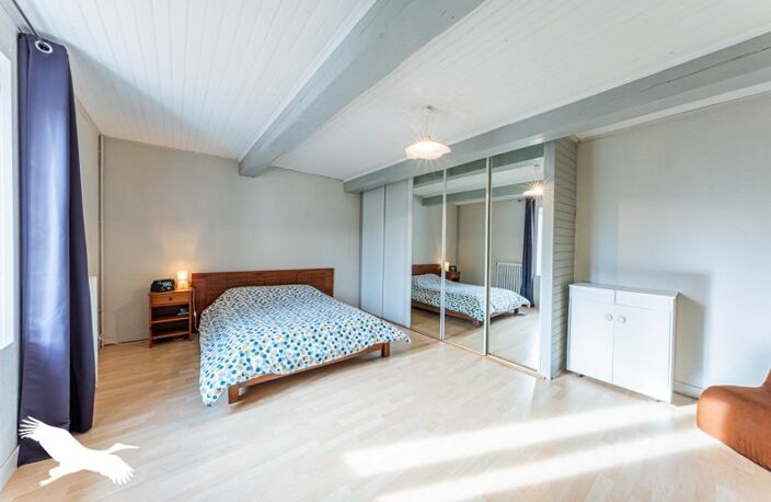 Maison en pierre de 7 pièces principales — photo 5