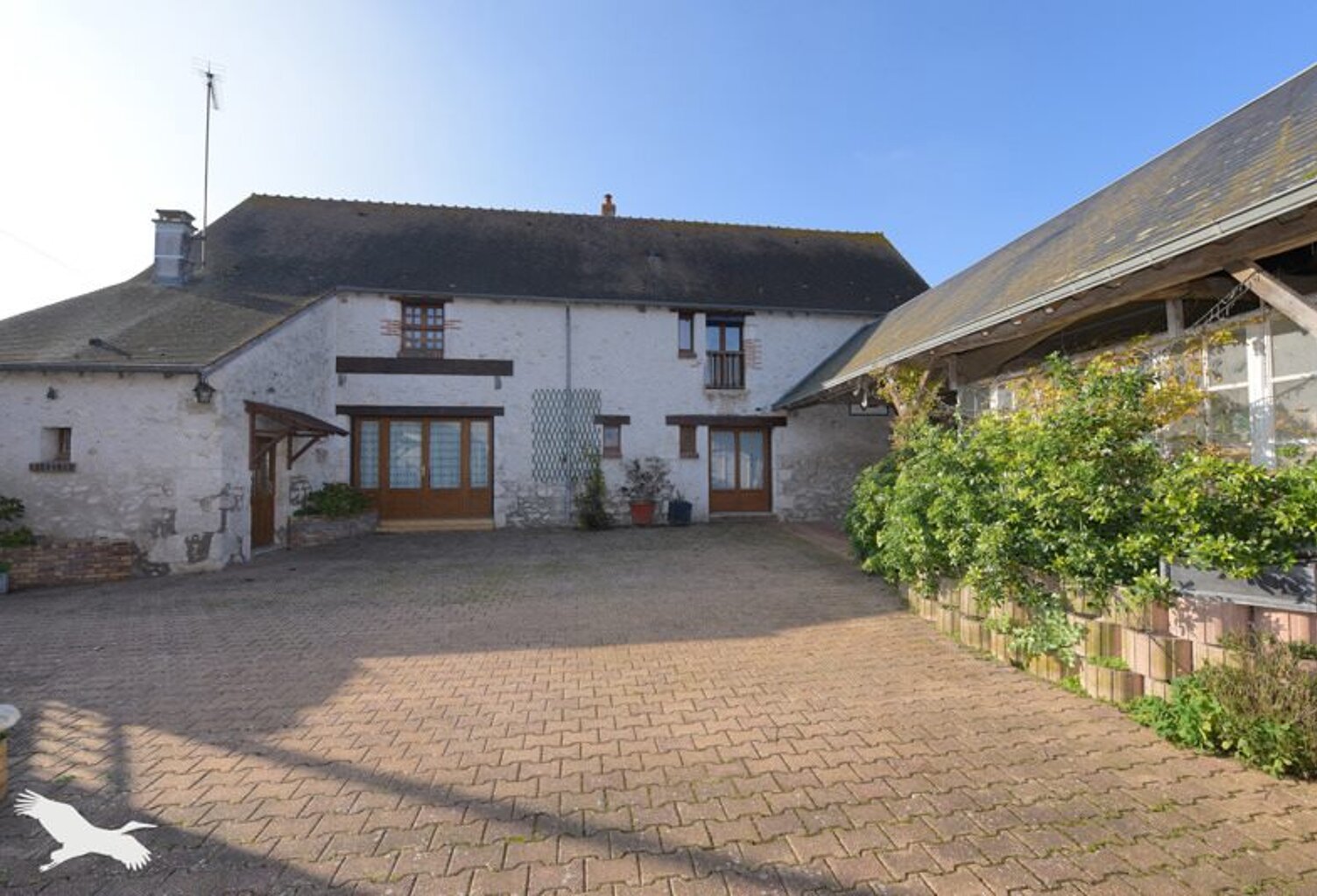 Maison en pierre de 7 pièces principales — photo 1