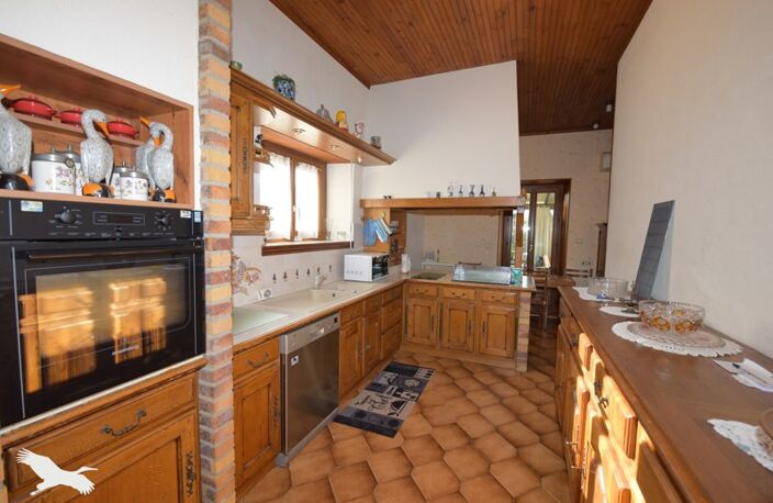 Maison en pierre de 7 pièces principales — photo 5