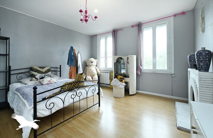 Maison de bourg de 7 pièces principales — photo 3