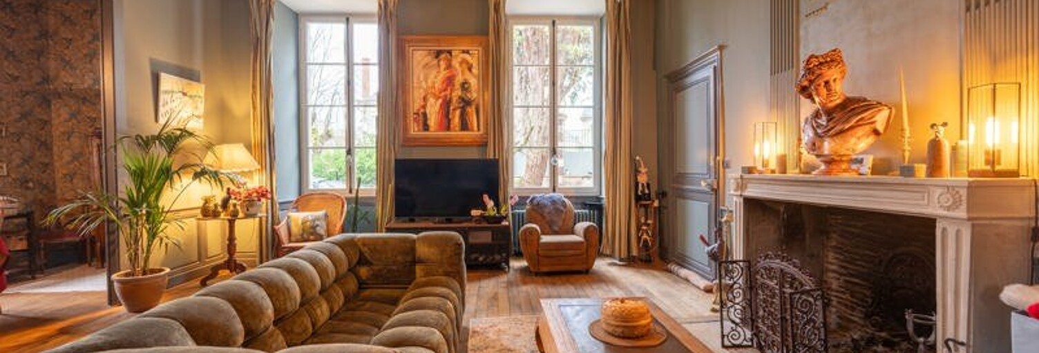 Maison 13 Pièces 390 m² à vendre à Mehun-sur-Yèvre (18500)