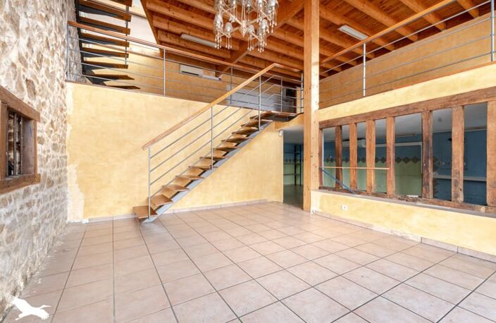 Maison en pierre de 4 pièces principales — photo 3